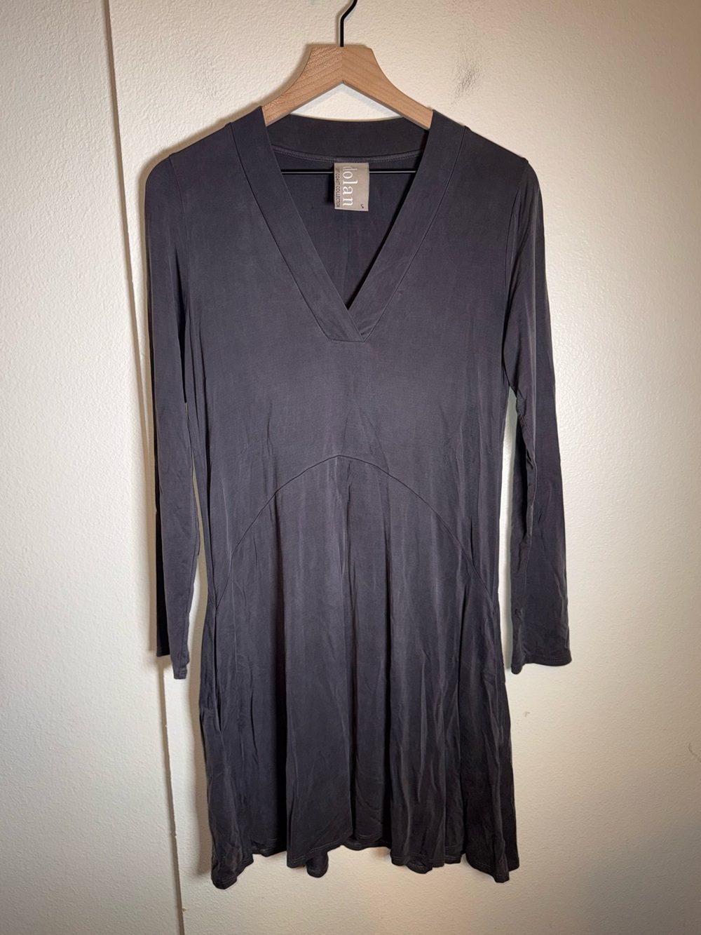 DOLAN LEFT COAST COLLECTION light weight flowy long sleeve classic mini dress 8